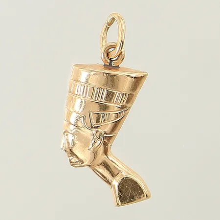 Hänge Nefertiti 22x9mm 18K Vikt: 0,9 g