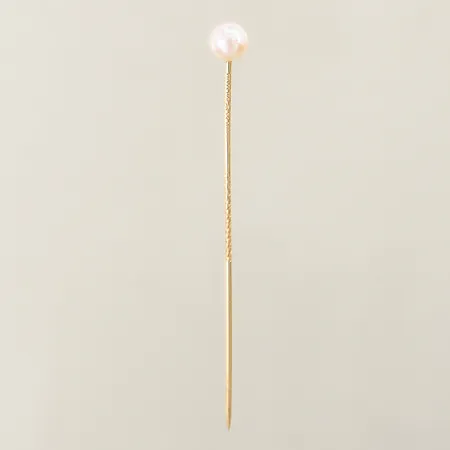 Nål med odlad saltvattenpärla Ø6mm längd 6,4cm 18K Vikt: 0,9 g