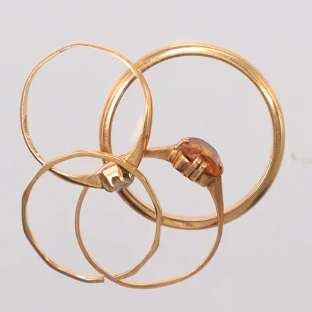 4 ringar defekta 18k Vikt: 7,3 g