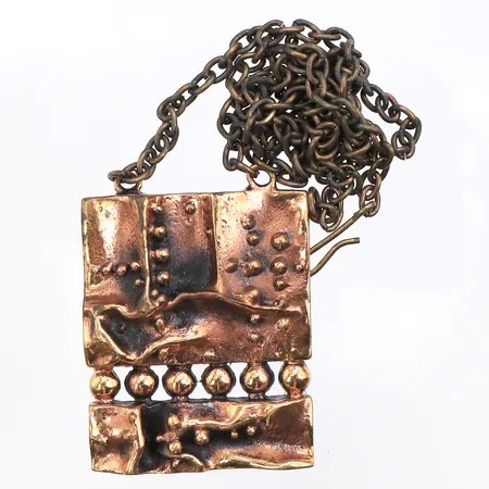 Collier Hannu Ikonen, längd: ca. 59cm, brons.