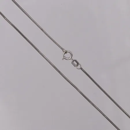 Kedja längd 47,5cm, bredd 1mm, vitguld, 14K Vikt: 2,3g Vikt: 2,3 g