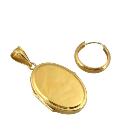 Hänge och enkelt örhänge, 18K guld, slitage Vikt: 4,7 g