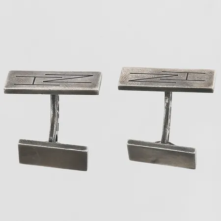 Manschettknappar Wiwen Nilsson år 1956, längd 22mm, bredd 8mm, Lund, monogramgravyr HN, silver 925/1000 Vikt: 12,3 g