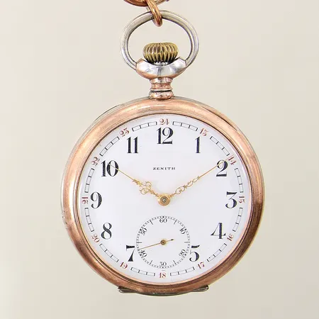 Fickur Zenith Grand Prix Paris 1900 silver 800/1000 manuell Ø52mm boett-nr: 33352007160, urkedja i oädel metall, innerboett i metall, minutvisaren något böjd, ögla med mindre skada, bruttovikt: 112,5g