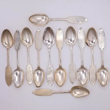 12 Dessertskedar modell Tornedal 15,5cm finska stämplar, 830/1000 silver Vikt: 312,2 g