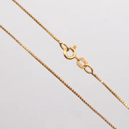 Kedja Venezia ojämn, längd 47cm bredd 0,80mm, 18k  Vikt: 2,4 g