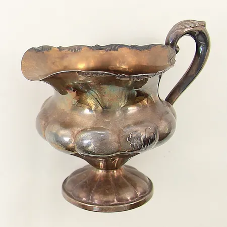 Gräddkanna höjd 8cm monogramgravyr silver 830/1000 Vikt: 82,9 g