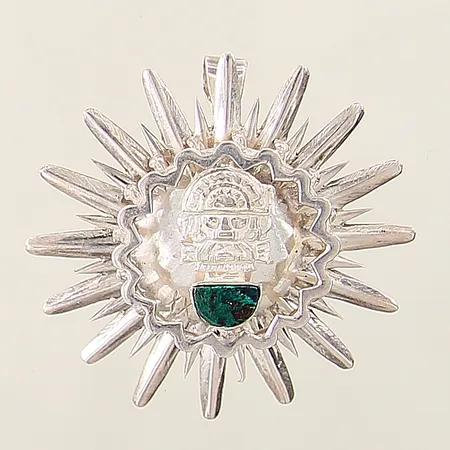 Hänge/Brosch med grön sten troligen eilatsten Ø42mm silver 925/1000  Vikt: 9,5 g