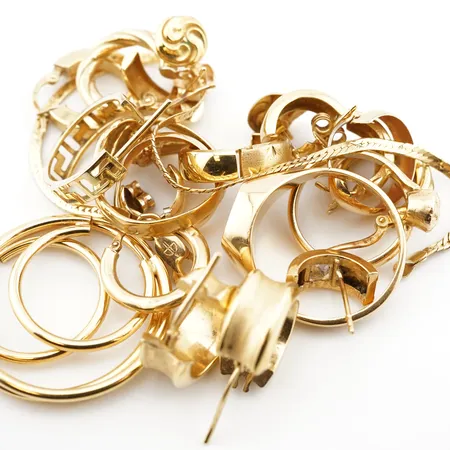 Diverse guld, 18k Vikt: 29,8 g