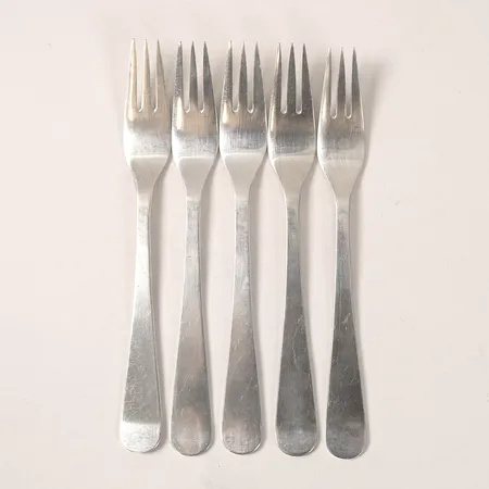 Fem gafflar Wiwen Nilsson längd 20cm, Lund år 1970, silver 925/1000 Vikt: 318,5 g