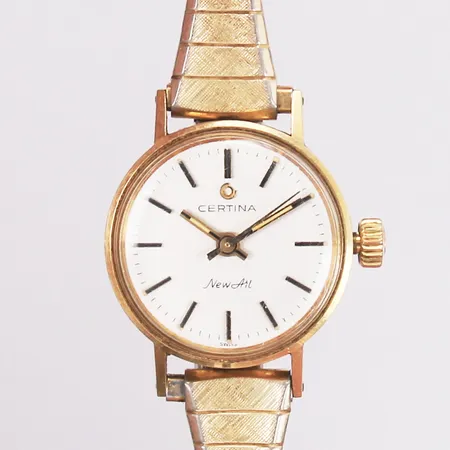 Armbandsur Certina New Art Ø19mm manuell referensnummer: 824.3810.68 graverad boett töjbar stållänk 18K
