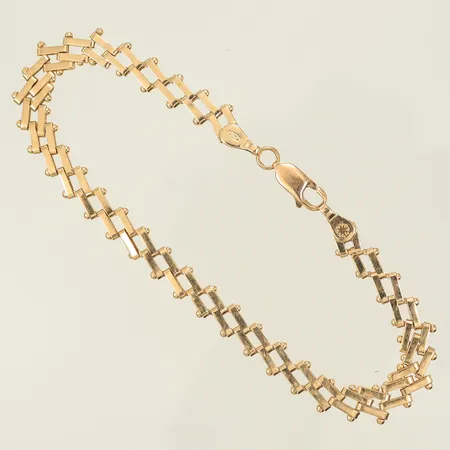 Armband 21cm, bredd 6mm, 18K, 8,3g Vikt: 8,3 g