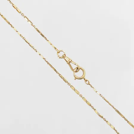 Klockkedja med dubbel stavlänk, längd 39cm, bredd på kedja 2mm, 18K guld Vikt: 7,7 g