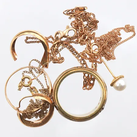 Diverse guld, defekter/gravyrer, 18K Vikt: 21,8 g