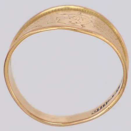 Ring stl:18, bredd 14,5mm, skadad, skev, 18K  Vikt: 2,9 g