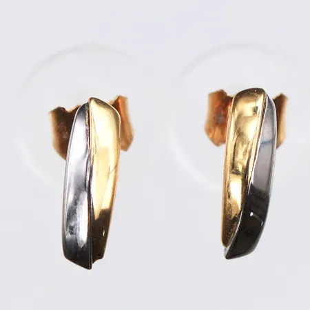 Ett par örhängen 11,5mm, stift, vitguldsdetaljer, 18K Vikt: 1,3 g