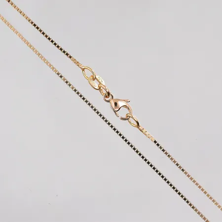 Kedja Venezia längd 45cm, bredd 1mm, 18K. Vikt: 3,7 g