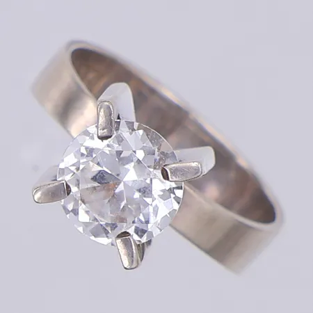 Ring bergkristall Alton år 1969 stl:17, 830/1000 silver Vikt: 3,7 g