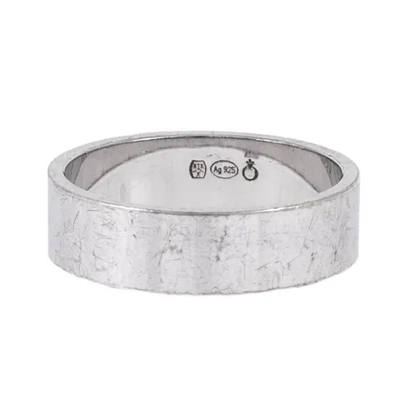 Ring slät stl:19¼ bredd 6mm höjd 1,3mm, silver 925/1000 5,0g.  