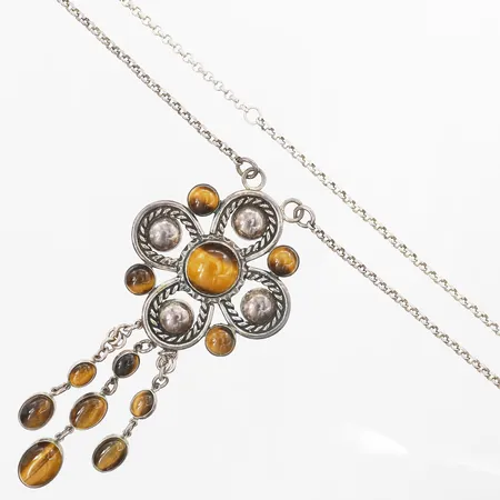 Collier med cabochonslipade tigerögon, höjd på hänge 135mm, bredd 62mm, längd 74cm, silver 925/1000, bruttovikt:  Vikt: 66,1 g