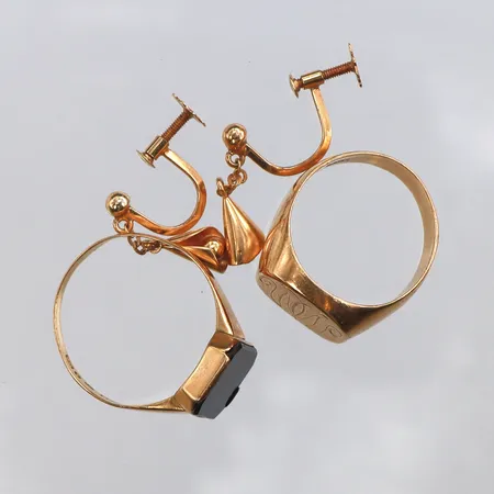 Diverse guld, stenar/defekter/gravyrer, 18K Vikt: 12,6 g