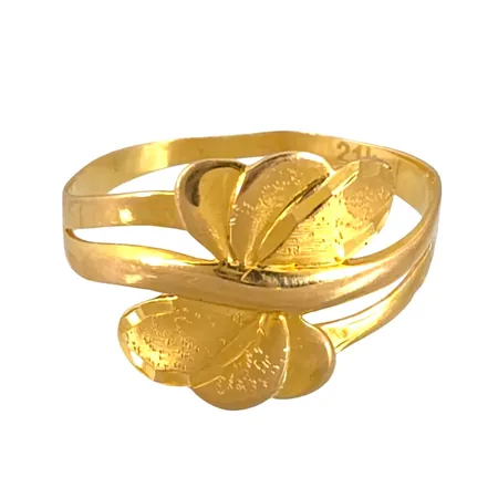 Ring, 21K guld, bucklor Vikt: 1,7 g