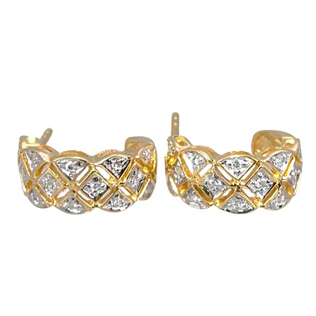 Diamantörhängen, 18K guld, Diamanter 28 x 0,003ct, diameter 12 mm, bredd 5 mm, ploppar saknas, fint skick Vikt: 2,1 g