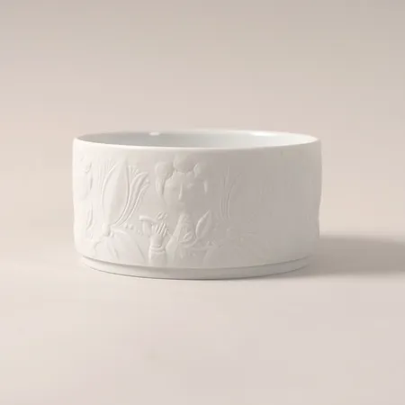Skål Björn Wiinblad för Rosenthal, biskviporslin, Ø10,5cm, höjd 5,5cm Vikt: 0 g Skickas med paket.