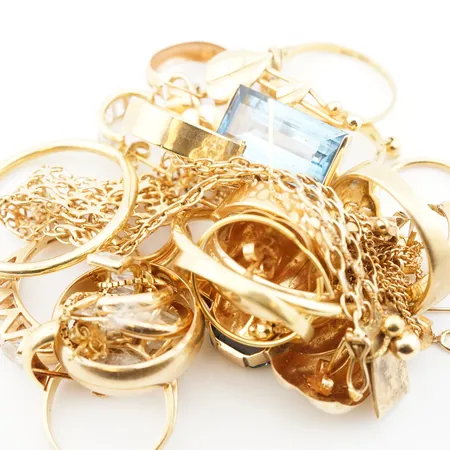 Diverse guld, 18k, bruttovikt 68,3gr Vikt: 68,3 g