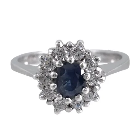 Carmoséring silver 925/1000, blå Safir, Cubic Zirconia, Ø17¾ mm, bredd 2,5-9,5 mm, fint skick, stenar utan anmärkning  Vikt: 2,4 g