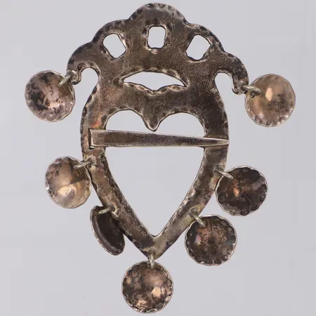 Dräktsmycke längd 66,5mm, bredd 45mm, silver 830/1000  Vikt: 17,3 g