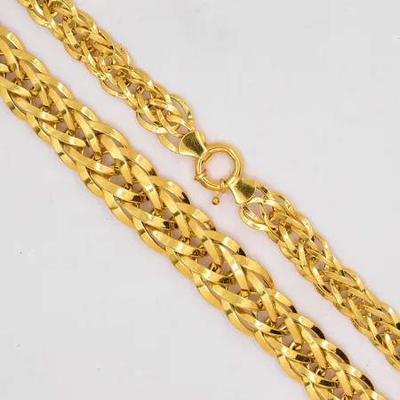 Collier doserad längd 47cm, bredd 10-16mm, 21K. Vikt: 35,7 g
