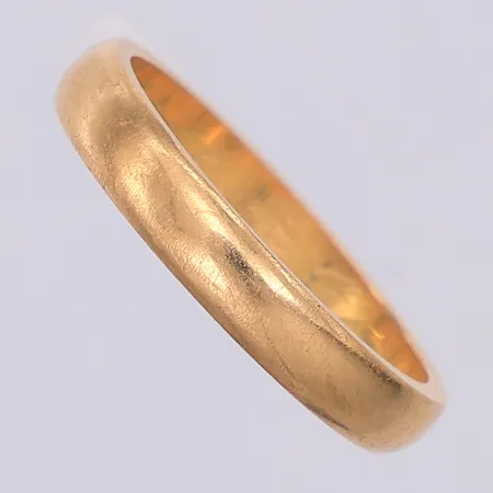 Ring slät stl:16¼ gravyr, 18K Vikt: 3,2 g