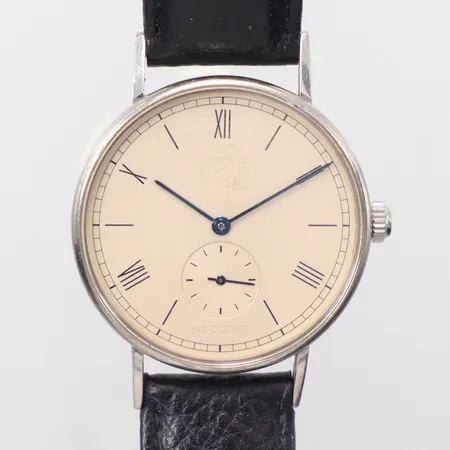 Herrur Nomos Glashutte stål mekanisk Ø35mm med box och garantibok nr.17635 gravyr