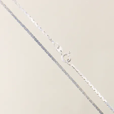 Kedja längd 61cm bredd 2mm silver 925/1000 Vikt: 5,7 g