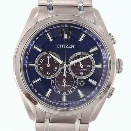 Herrur Citizen, Eco-drive Titanium stål Ø42mm kronograf datum quartz  ref-nr:B620-s088071 serie-nr: 691020243 stållänk inga tillbehör repor.
