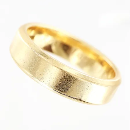 Ring slät stl:19¾, bredd 5,5mm, gravyr, 18K Vikt: 11,2 g