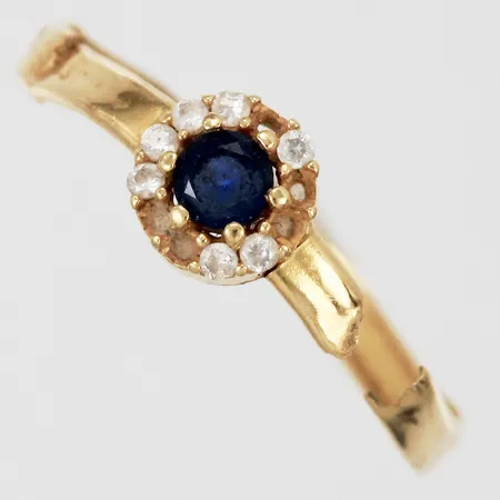 Ring med stenar, stenar saknas, defekt, 18K Vikt: 0,6 g