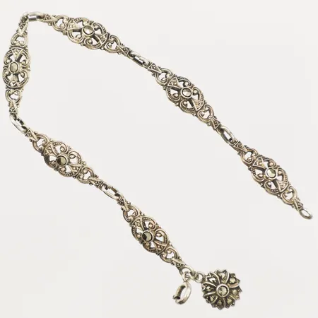 Armband med markasiter längd 18cm, bredd 7,9mm trögt/defekt lås 835/1000 Silver Vikt: 8,1 g