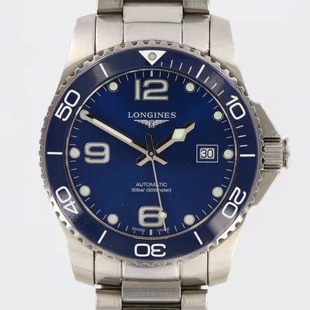 Herrur Longines Conquest Ø41mm, från 2019, stål, automatisk, datum, blå urtavla, safirglas, refnr: L37814966, serienr:49547106, med garantikort från Hukes, bok och box, repig länk. 