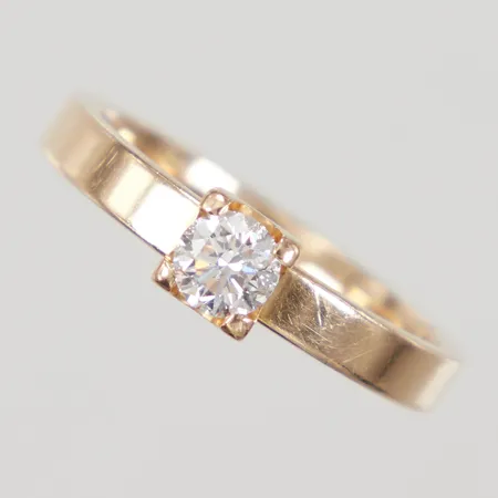 Ring med diamant 1x 0,40ct W(H)/SI, stl:18½, bredd 3mm, Smycka AB, 18K Vikt: 4,4 g