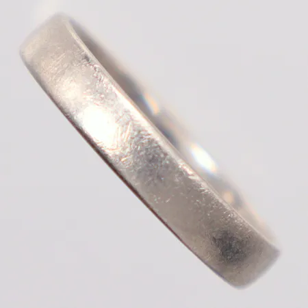 Ring stl. 19, gravyr, platinum 950/1000