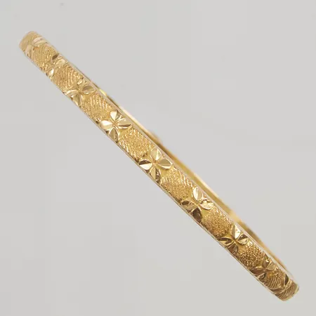 Armring Ø65mm bredd 5mm något skev, 21K 6,9g.