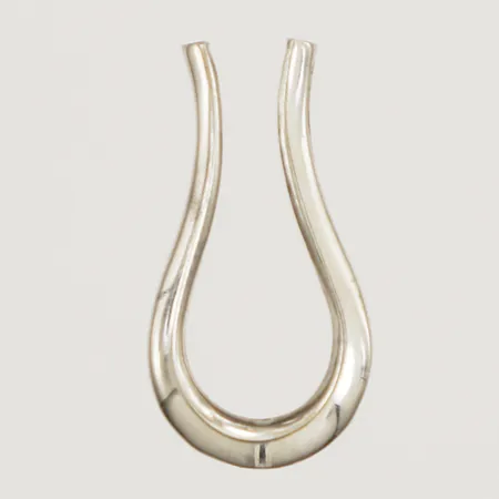Hänge längd 19,6mm bredd 6-10,3mm, vitguld 18K  Vikt: 1,4 g