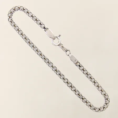 Armband X-länk längd 18,5cm bredd 3,2mm ögla öppen vid lås samt en länkbit skev silver 925/1000 Vikt: 2,8 g