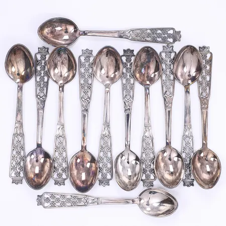 12 Kaffeskedar Cesons Göteborg tidigt 1970-tal längd 10,5mm oputsade silver 830/1000 vikt 114g Vikt: 114 g