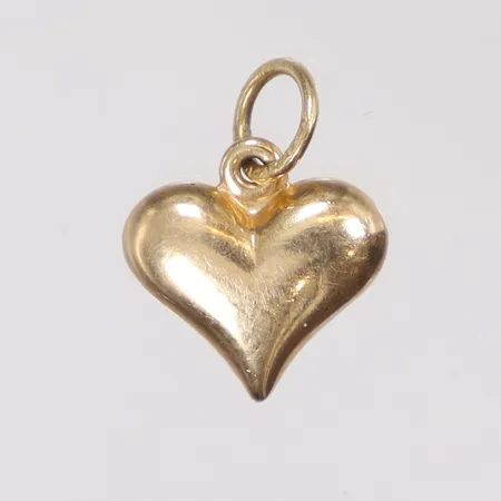 Hänge hjärta 8x11 inklusive hängöglan 18K Vikt: 0,3 g
