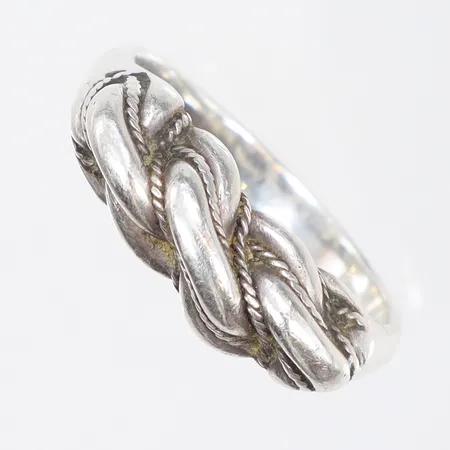 Ring, stl:23½, bredd 4-10mm, silver Vikt: 12,1 g