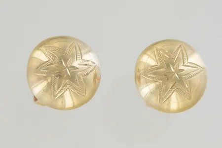 Ett par örhänge bredd 10 mm, 18K Vikt: 3,1 g