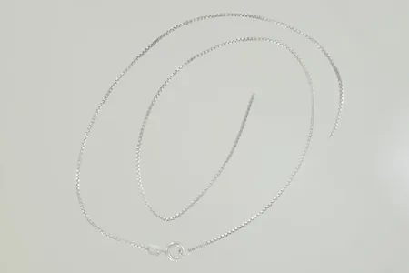 Halskedja, defekt silver 925/1000 Vikt: 2,4 g